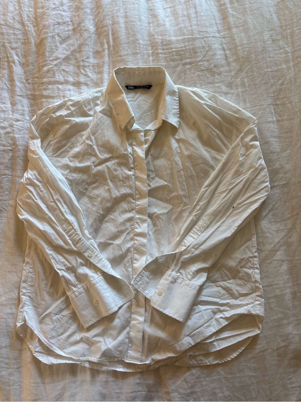 Zara Crisp White Button-Down Shirt - Picture 2 of 4